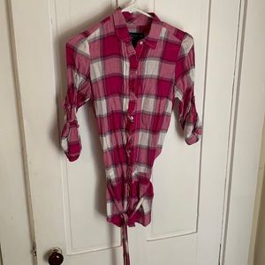 American Eagle pink plaid button down size 4